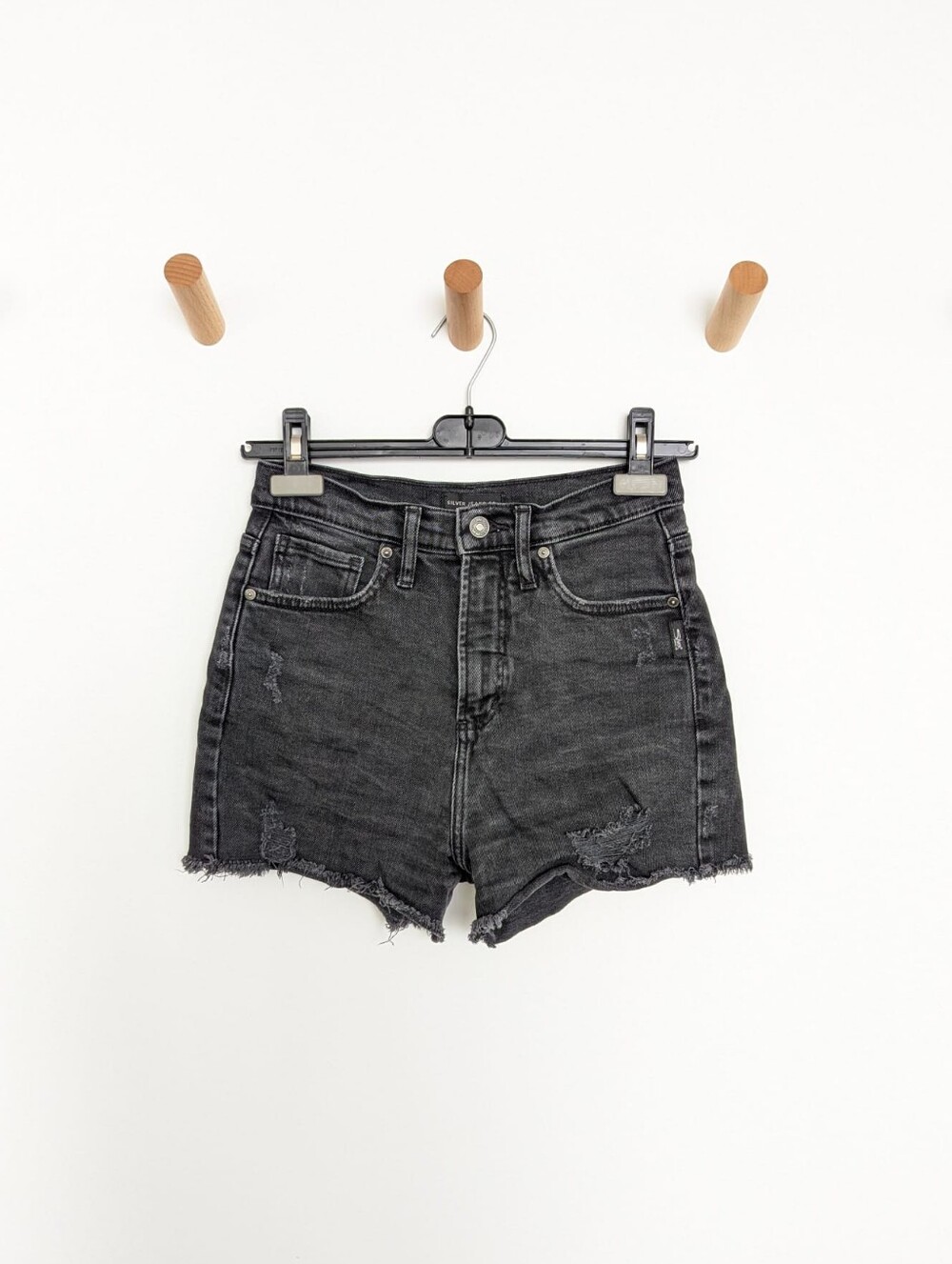 Silver Jeans Highly Desirable High Rise Denim Shorts – Black Wash, Women's 26